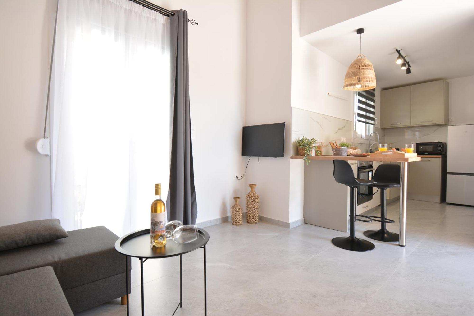 Michalianna Suites "By Checkin" Gouves Exteriér fotografie